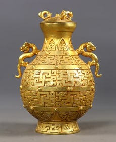 An Exquisite Gilt Bronze Dragon Pattern Double-Ears Bottle