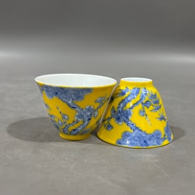 A Pair of Exquisite Yellow Ground Blue and White Pine, Bamboo and Plum Blossom Pattern Cups