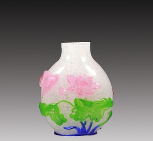A Fantastic Multi-Color Overlay Snowflake Glass 'Bird& Flower' Snuff Bottle