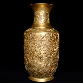 A Huge Gold Ground Character and Story Pattern Vase
