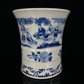 An Exquisite Blue and White Flower,Character and Story Pattern Brush Pot