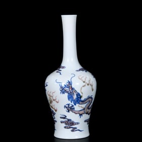 An Exquisite Blue and White Underglaze-Red Auspicious Cloud and Dragon Pattern Vase