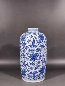 An Exquisite Blue and White Lotus Pattern Vase