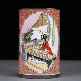 An Exquisite Painted Enamel Flower and Figure Pattern Brush Pot