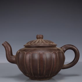 An Exquisite Purple Sands Pumpkin-Shaped Teapot
