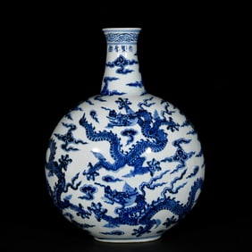 A Huge Blue and White Auspicious Cloud and Dragon Pattern Vase