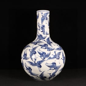 A Rare Blue and White Crane Pattern Vase