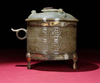 An Exquisite White Jade Inlaid Gilt Bronze Chi-Dragon Pattern Tripod Cover Cup