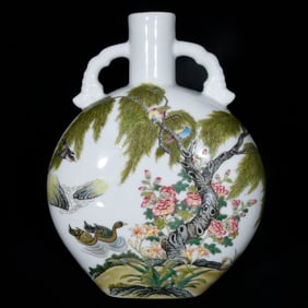 An Exquisite Famille-Rose Painted Gold Flower and Bird Pattern Double-Ears Vase,With Poem