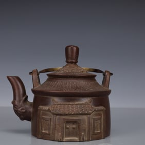 An Exquisite Purple Sands Beast Pattern Teapot