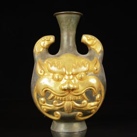 An Exquisite Gilt Silver Beast-Face Pattern Beast-Ears Vase