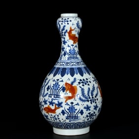 A Huge Blue and White Iron-Red Glazed Fish and Algae Pattern Vase