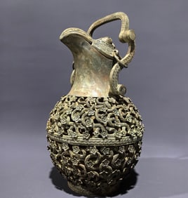An Archaic Bronze Auspicious Beast Pattern Ewer,With Inscription