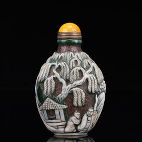 An Exquisite Glass Landscape and Figure Pattern Snuff Bottle