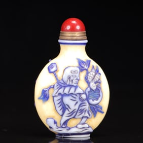 An Exquisite Glass Figure Pattern Snuff Bottle
