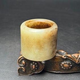 White Jade Fingerstall