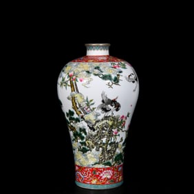 A Rare Enamel Painted Gold Auspicious Cloud and Crane Pattern Vase,With Poem