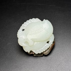 White Jade Fish Pattern Pendant