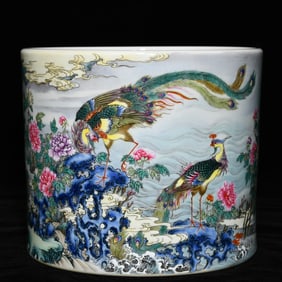 An Exquisite Famille-Rose Flower and Bird Pattern Brush Pot,With Poem