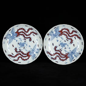 A Pair of Exquisite Paste relief Blue and White Underglaze-Red Dragon and Phoenix Pattern Plates