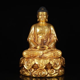 An Exquisite Gilt Bronze Statue of Sakyamuni