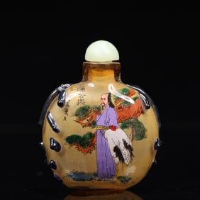 An Exquisite Glass Figure Pattern Snuff Bottle