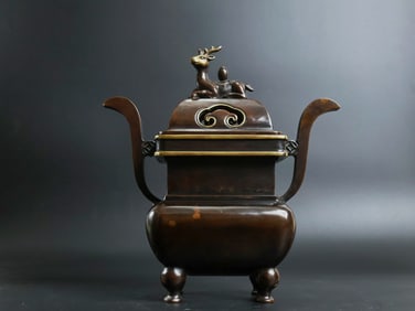 An Exquisite Gilt Bronze Deer Pattern Double-Ears and Four-legs Censer