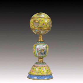 A Rare Painted Enamel Flower and Bird Pattern Hatstand