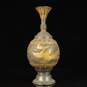 An Exquisite Gilt Silver Phoenix Pattern Vase