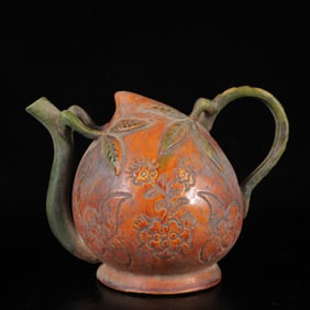 An Exquisite Tang Tri-Color Glazed Pottery Peach teapot