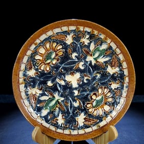A Rare Tang Tri-Color Glazed Pottery Flower Pattern Plate