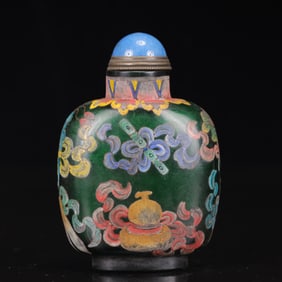 An Exquisite Glass Gourd Pattern Snuff Bottle