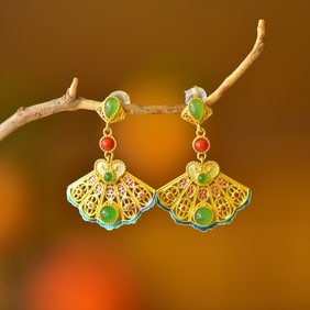 A Pair of Exquisite Sterling Silver Inlaid Jasper Earrings
