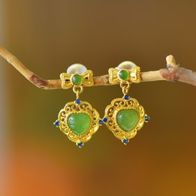 A Pair of Exquisite Sterling Silver Inlaid Jasper Earrings