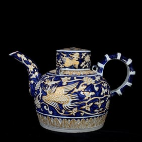 An Exquisite Blue and White Painted Gold Phoenix Pattern Ewer