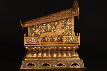 An Exquisite Gilt Bronze Lotus Pattern Auspicious Beast Pattern Coffin Ornament