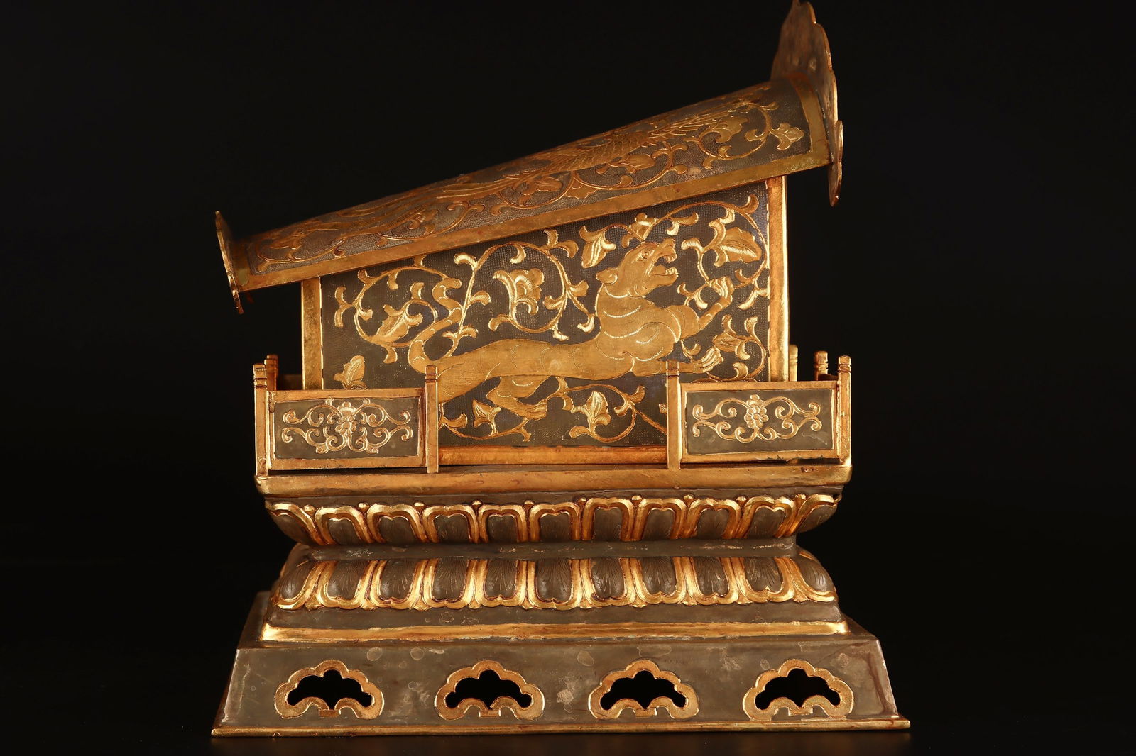 An Exquisite Gilt Bronze Lotus Pattern Auspicious Beast Pattern Coffin Ornament (1 of 9)
