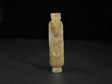 An Exquisite White Jade Figure Ornament