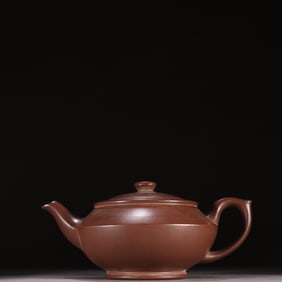 An Exquisite Purple Sands Teapot