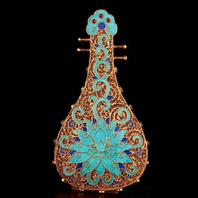 An Exquisite Gilt Bronze Inlaid Gems Flower Pattern Ornament