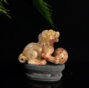An Exquisite Shoushan Stone Auspicious Beast Ornament
