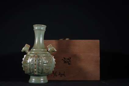 An Exquisite Ru yao Sky Blue Glazed Double-Ears Vase