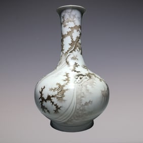 An Exquisite Ink Color Dragon Pattern with poem Vase