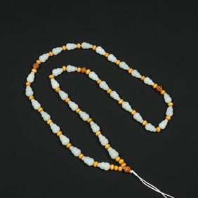 An Exquisite White Jade Gourd Necklace Pendant