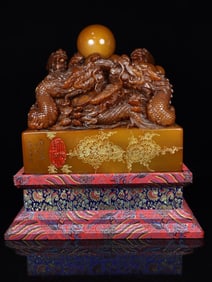 An Exquisite Tianhuang Stone Dragon Pattern Seal