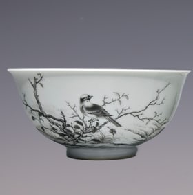 An Exquisite Ink Color Flower and Bird Pattern with poem Bowl