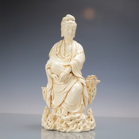 A Exquisite Ding yao Statue of Avalokitesvara Buddha statue