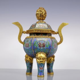 An Exquisite Gilt Bronze Cloisonne Lotus Pattern Dragon Pattern Double-Ears and Tripod Censer