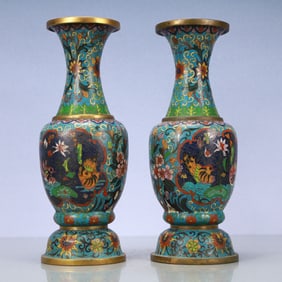 A Exquisite A pair of Cloisonne Lotus Pattern Flower and Bird Pattern Vase