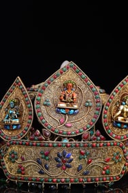 An Exquisite Silver Inlaid Gems Crown